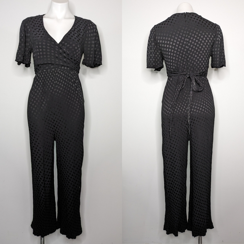 Madewell two tone black polka dot v neck tie back jumpsuit 6